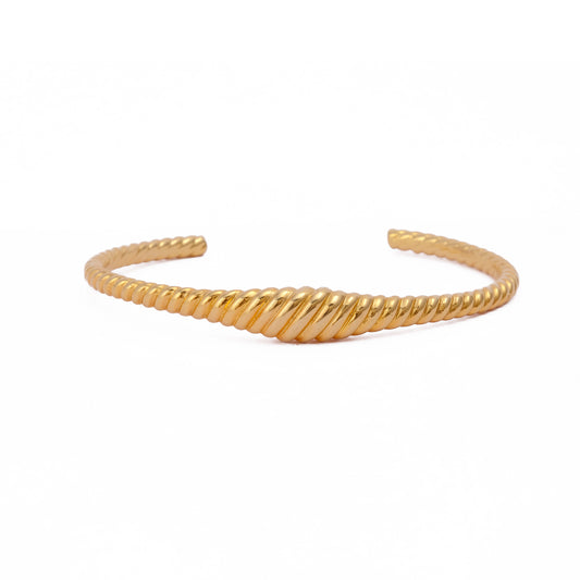 Twist of Gold Bangle